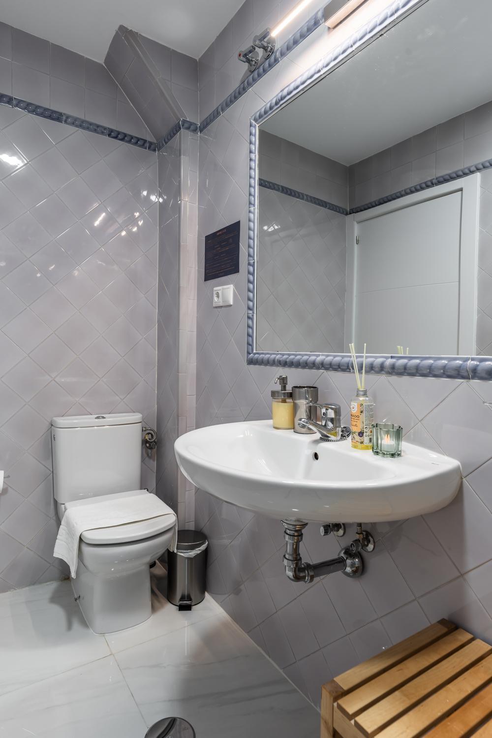 Tuguest Alhamar Apartment Granada Bagian luar foto